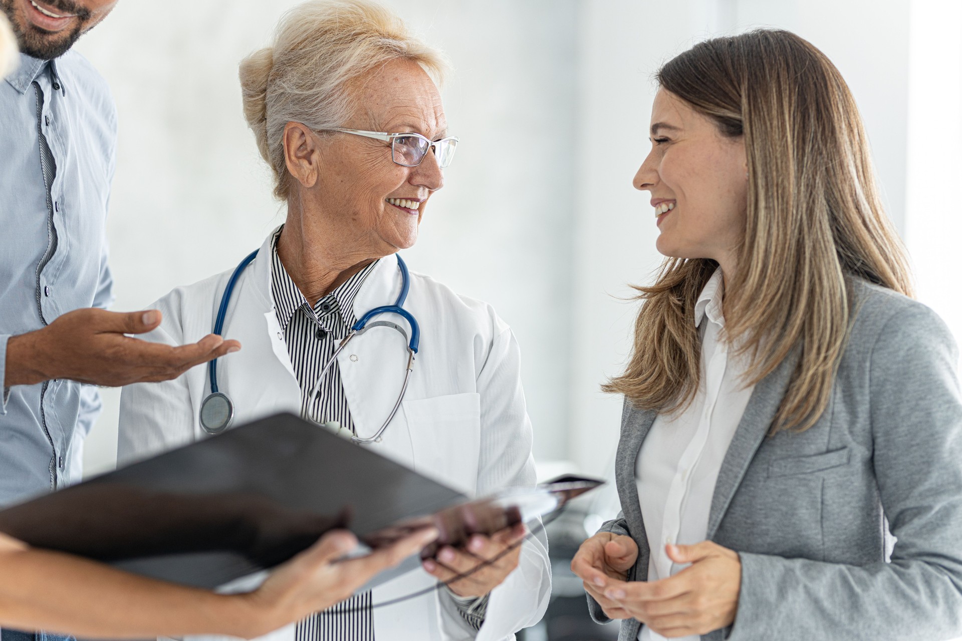 General hospital managers on meeting with doctors
